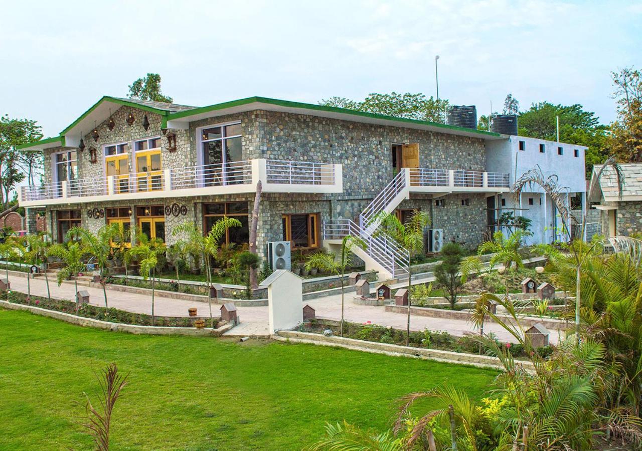 Tag Resorts The Banyan Retreat Rāmnagar Buitenkant foto